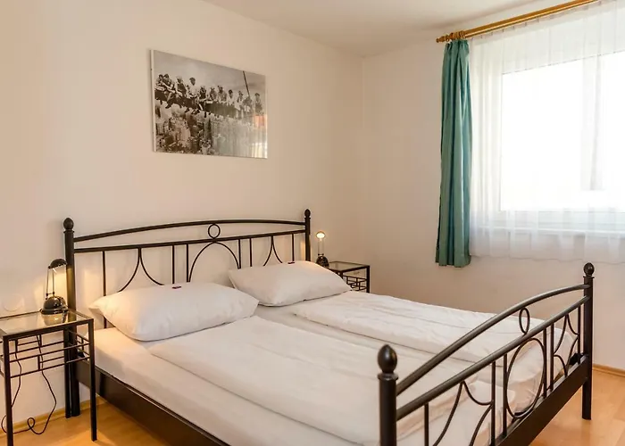 Landpension Birker - Self Check-in Pensionat Weißkirchen in Steiermark